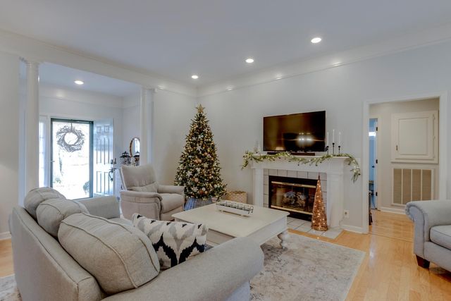 3221 Overhill Ct, Murfreesboro, TN 37130