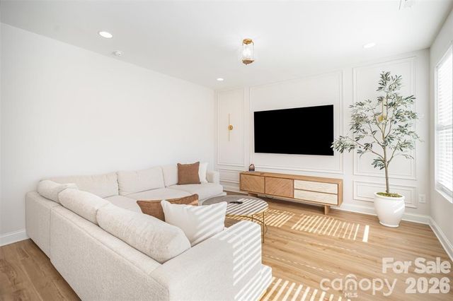 320 Lawrence Gray Road, Charlotte, NC 28262