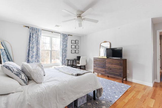 1093 Main St 4, Weymouth, MA 02190