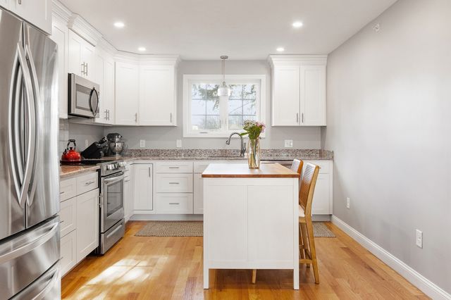 1093 Main St 4, Weymouth, MA 02190