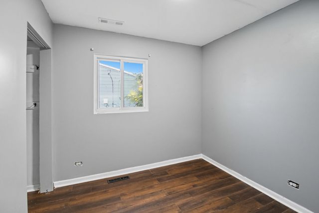 6611 W 83RD Street, Burbank, IL 60459