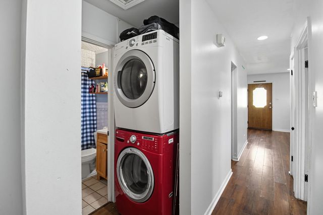 6611 W 83RD Street, Burbank, IL 60459