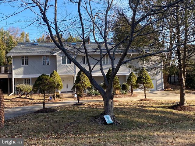 9917 BETTEKER LN, Potomac, MD 20854