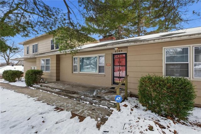 6209 NW Tower Drive, Platte Woods, MO 64151