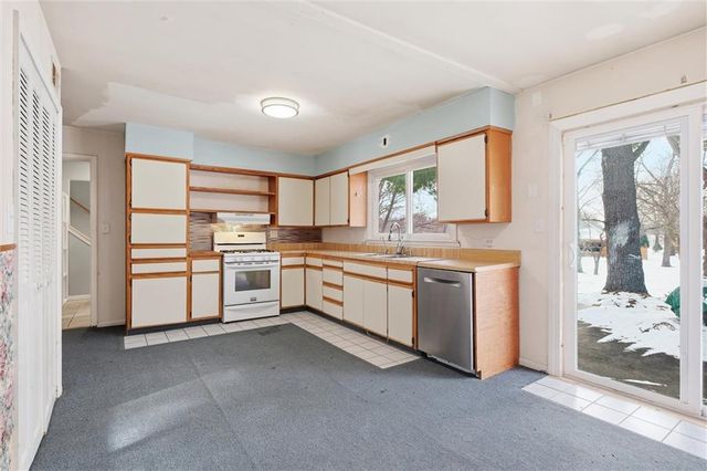 6209 NW Tower Drive, Platte Woods, MO 64151