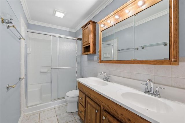 6209 NW Tower Drive, Platte Woods, MO 64151