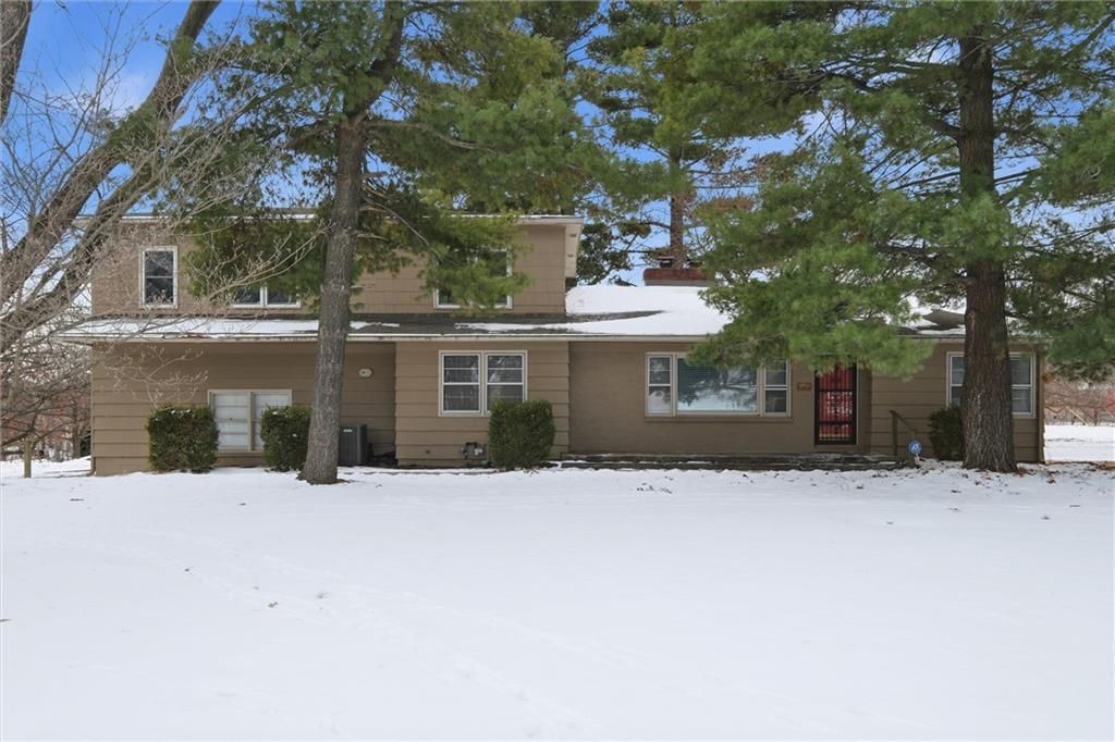 6209 NW Tower Drive, Platte Woods, MO 64151