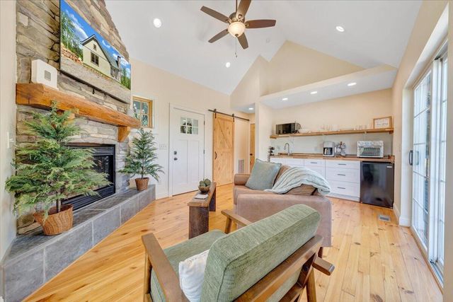 175 Hayden Mountain RD, Boones Mill, VA 24065