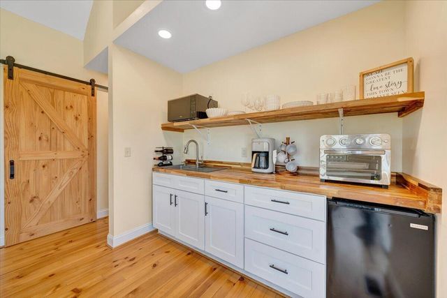 175 Hayden Mountain RD, Boones Mill, VA 24065
