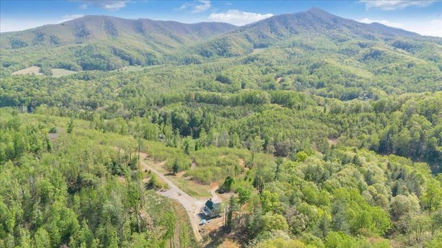 175 Hayden Mountain RD, Boones Mill, VA 24065