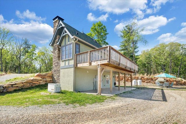 175 Hayden Mountain RD, Boones Mill, VA 24065