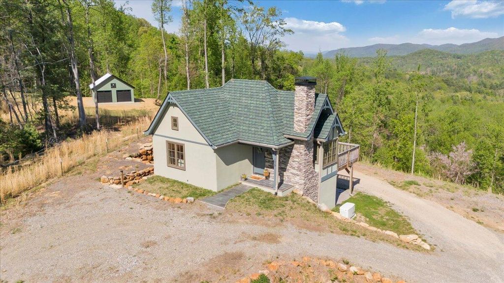 175 Hayden Mountain RD, Boones Mill, VA 24065