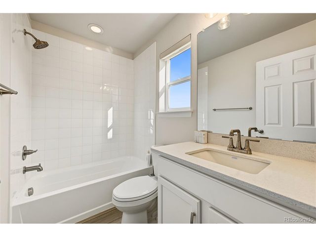 9734 Ceylon St, Commerce City, CO 80022