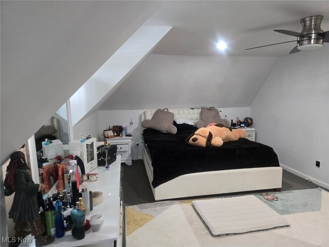 423 Bradley Lane, Youngstown, OH 44504