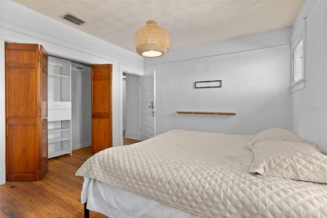 520 E ANDERSON STREET, Orlando, FL 32801