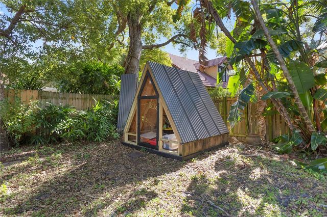 520 E ANDERSON STREET, Orlando, FL 32801