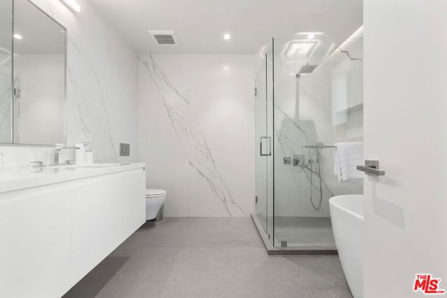 1644 Malcolm Avenue 310, Los Angeles, CA 90024