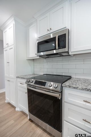 2922 W Azalea, Tyler, TX 75701