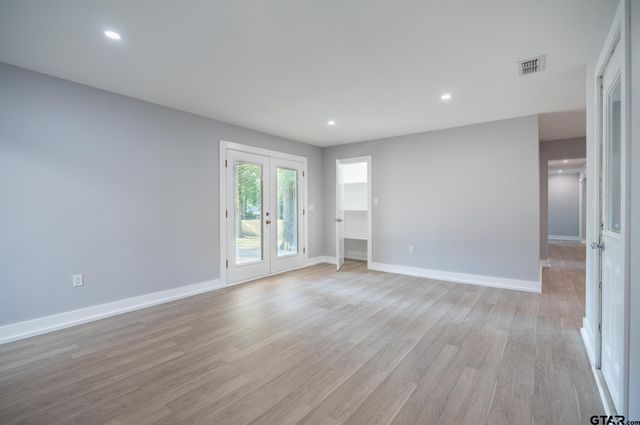 2922 W Azalea, Tyler, TX 75701