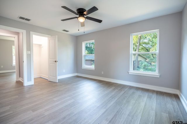 2922 W Azalea, Tyler, TX 75701