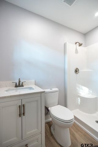 2922 W Azalea, Tyler, TX 75701