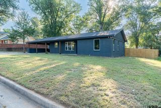 2922 W Azalea, Tyler, TX 75701