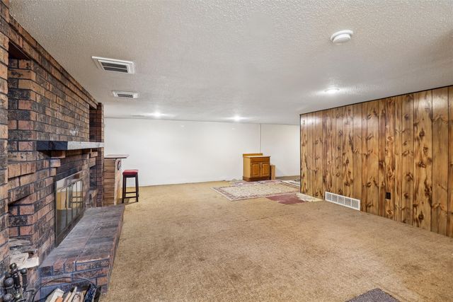 408 NW Linden Street, Ankeny, IA 50023