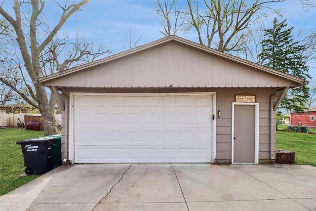 408 NW Linden Street, Ankeny, IA 50023