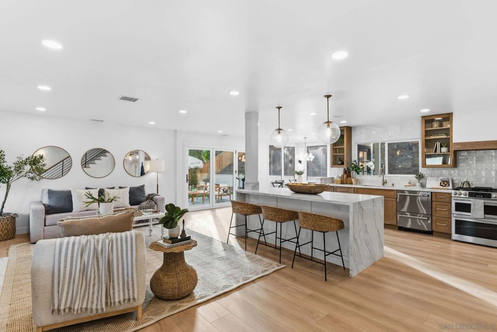 343 Santa Helena, Solana Beach, CA 92075