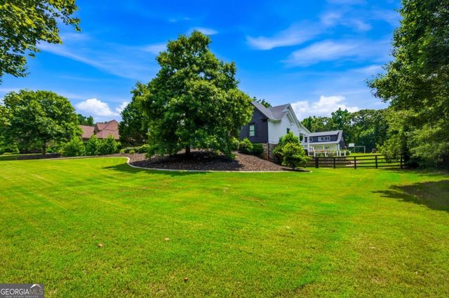 124 Savanna Estates Drive, Canton, GA 30115
