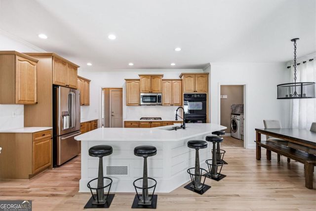 124 Savanna Estates Drive, Canton, GA 30115