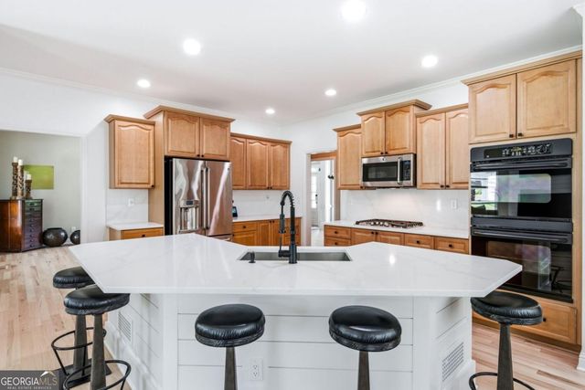124 Savanna Estates Drive, Canton, GA 30115