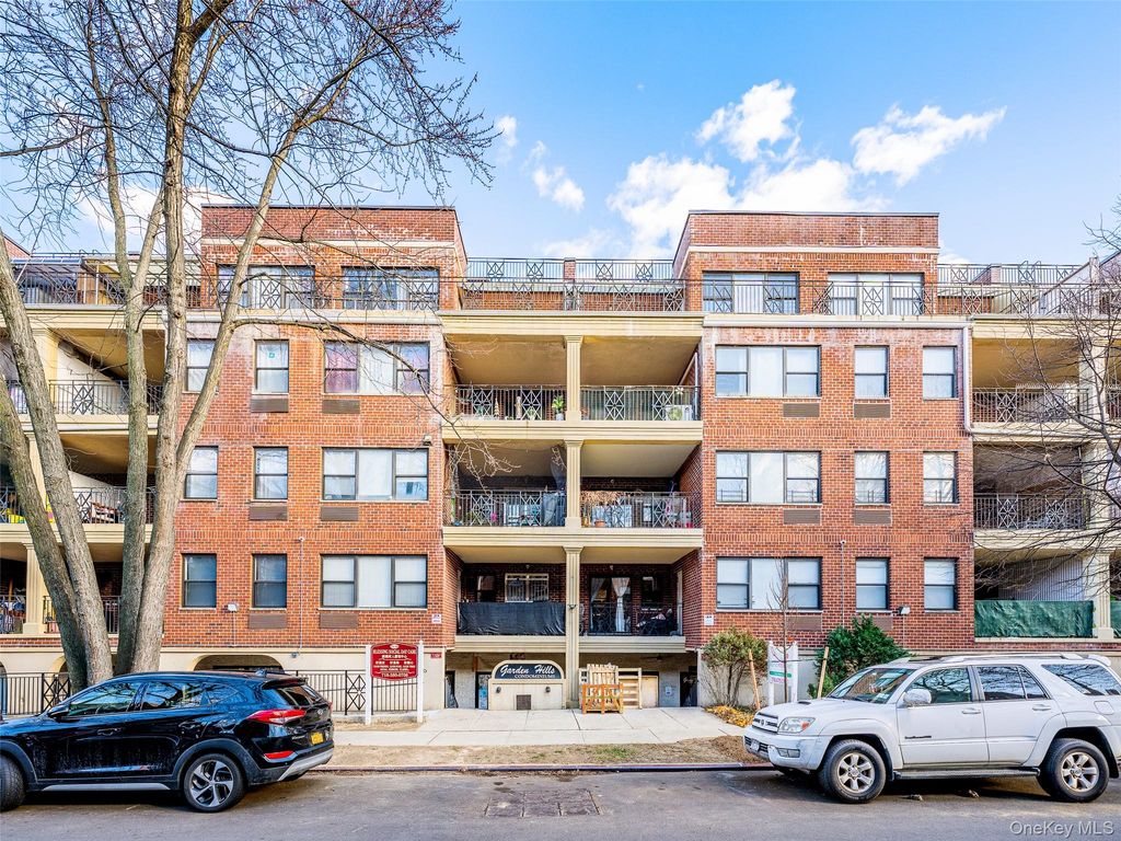 71-19 162 Street 3D, Fresh Meadows, NY 11365