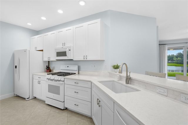 4211 CASCADE FALLS DRIVE, Sarasota, FL 34243