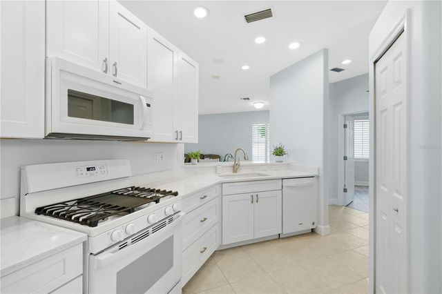 4211 CASCADE FALLS DRIVE, Sarasota, FL 34243
