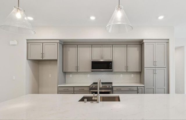 2737 Tiburon Street, San Mateo, CA 94403