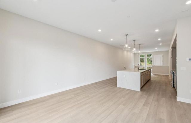 2737 Tiburon Street, San Mateo, CA 94403