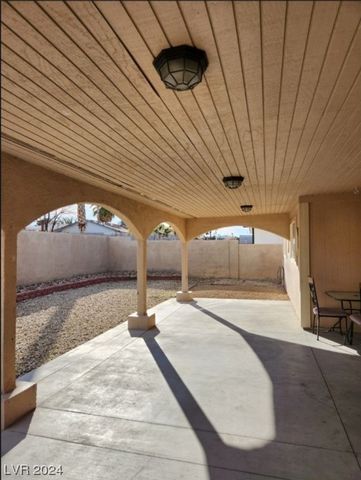 4999 Nellis Circle, Las Vegas, NV 89120