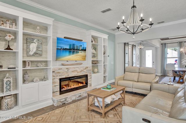 210 PRINCE ALBERT Avenue, St. Johns, FL 32259