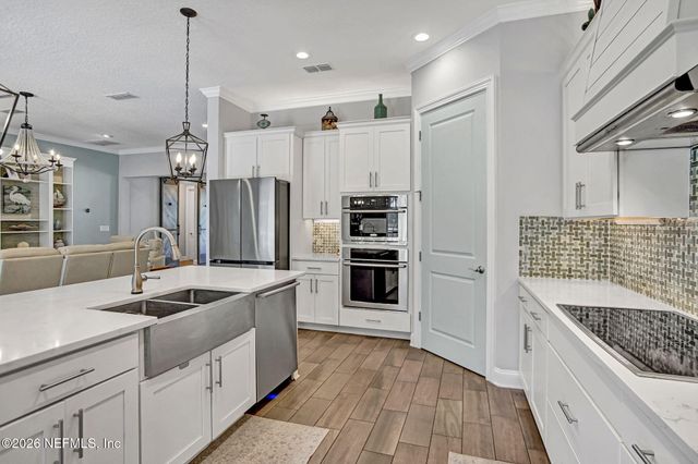 210 PRINCE ALBERT Avenue, St. Johns, FL 32259