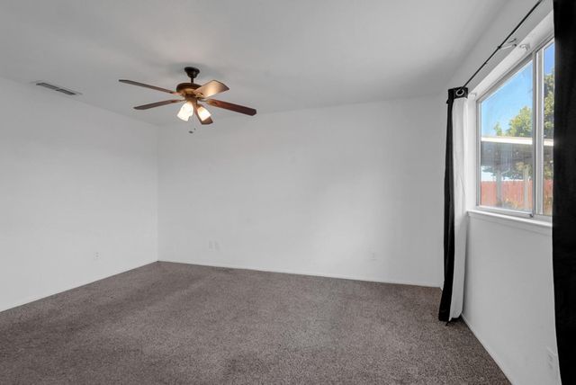 2800 Tassajara Dr, Modesto, CA 95358