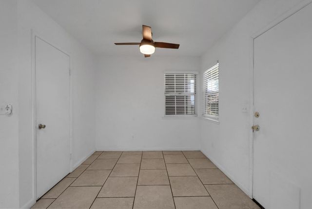 2800 Tassajara Dr, Modesto, CA 95358