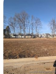 1102 Poplar Trace Way NW, Corydon, IN 47112