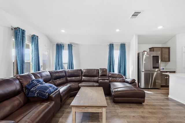 116 Sir Barton Lane, Caddo Mills, TX 75135