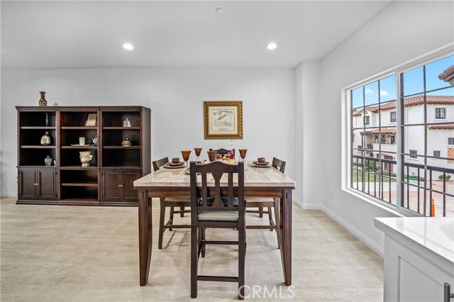 1101 N Maclay 9, San Fernando, CA 91340