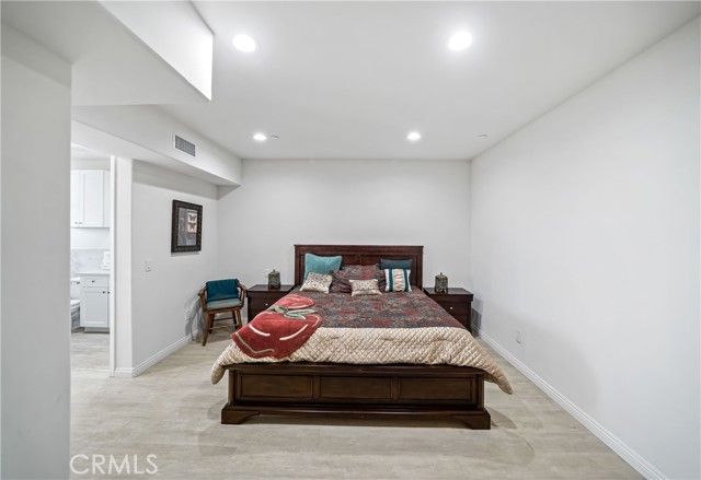 1101 N Maclay 9, San Fernando, CA 91340