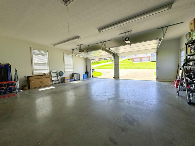 309 Park Lane, Science Hill, KY 42553