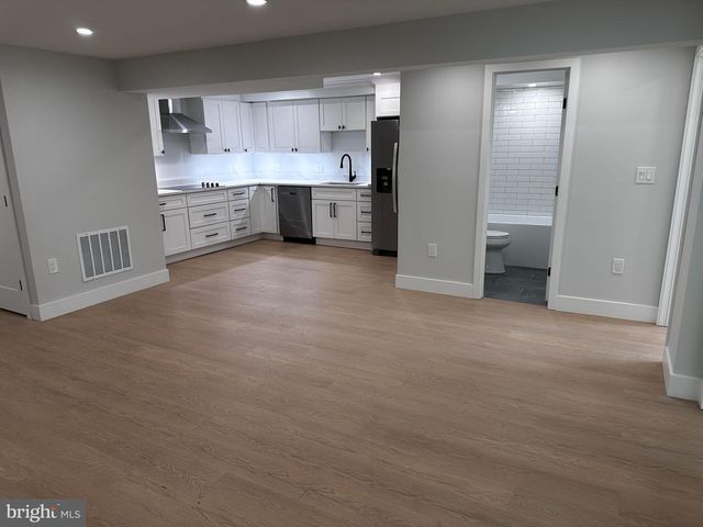 7506 WELLESLEY DR, College Park, MD 20740