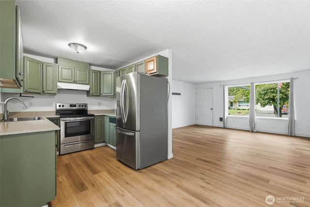 17215 13th Avenue Ct E, Spanaway, WA 98387
