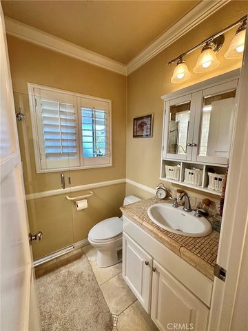 2906 Petaluma, Long Beach, CA 90815